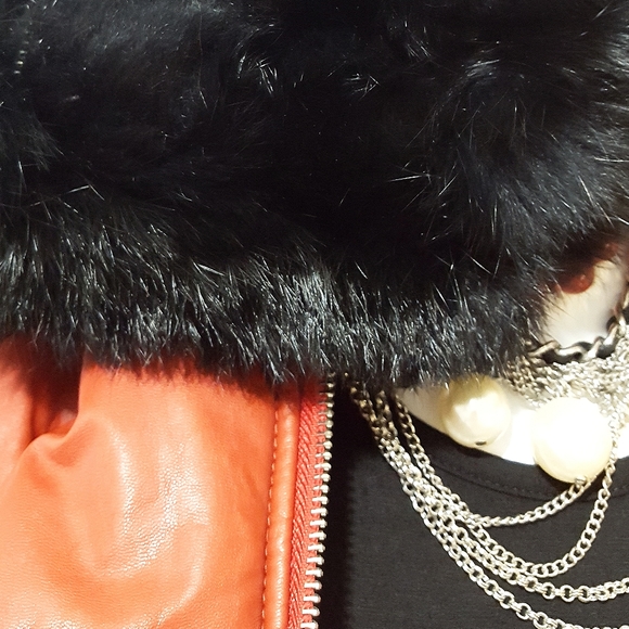 NEW SAMMI❤Red-Black Fur Hooded Faux Leather Bomber Short Winter Jacket - Picture 8 of 14